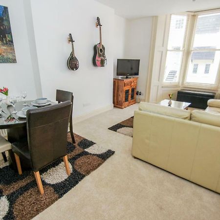 No 5 - Central - By Brighton Holiday Lets Luaran gambar