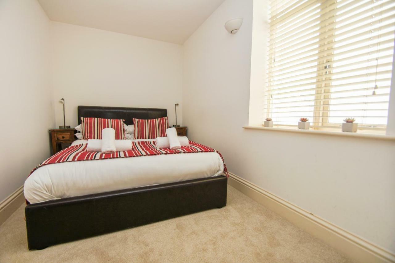 No 5 - Central - By Brighton Holiday Lets Luaran gambar